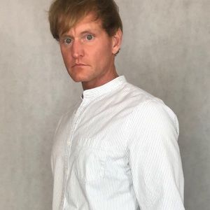 Express Men, long sleeve Shirt, White with blue lines, size Medium